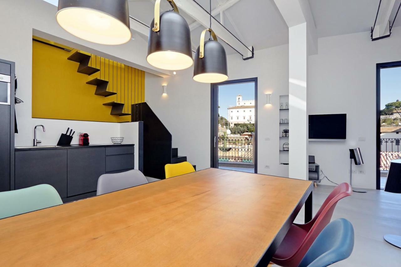 Tiffany Deluxe Penthouse 30 Mt. From Piazza Di Spagna Rom